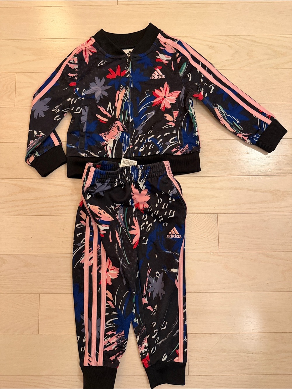 2T adidas Floral track suit set